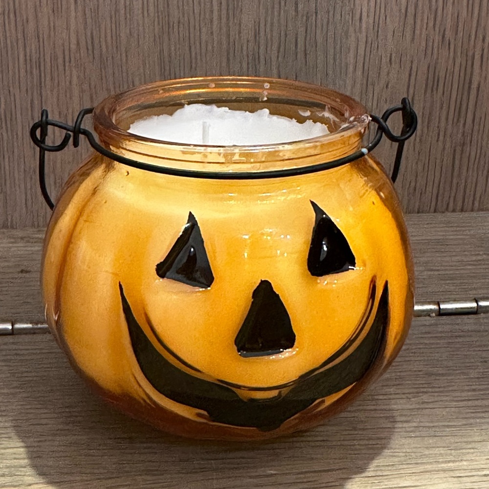 Homemade Soy Candle in a glass Pumpkin container. 7oz